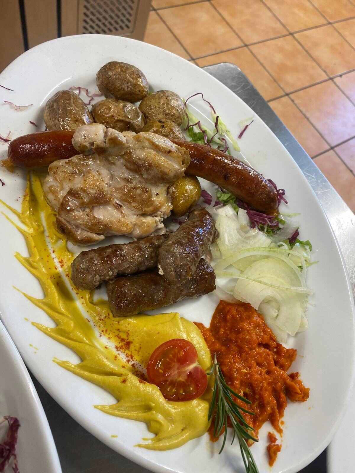 Gostilnica in Pizzerija Lovski Dom Bled – fotografija 29